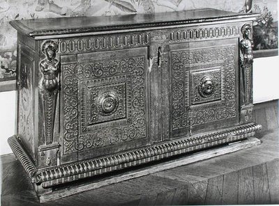 Chest, 1550-1600 by French School